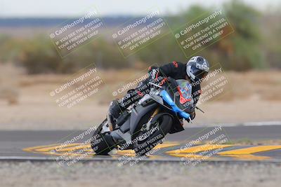 media/Sep-11-2022-SoCal Trackdays (Sun) [[81b7e951af]]/Turn 7 (1145am)/